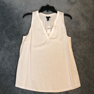 NWT GAP Tank Top - Size Small